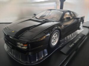 Ferrari Testarossa 1986 Schaal 1:18