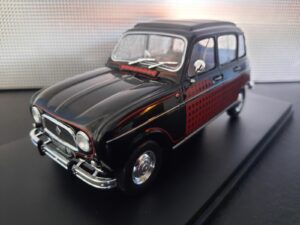 Renault 4L Parisienne 1964 Schaal 1:24