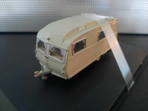 Carlight Continental Caravan Schaal 1:76