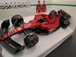 Formule 1 Ferrari F1-75 #16 Charles Leclerc 2022 Schaal 1:43