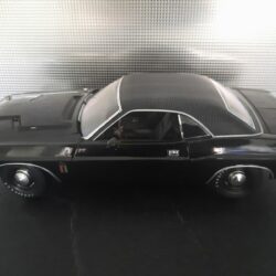 Dodge Challenger R/T 426 Hemi 1970 The Black Ghost Schaal 1:18 - Afbeelding 2