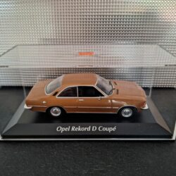 Opel Rekord D Coupe 1975 Schaal 1:43 - Afbeelding 4