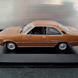 Opel Rekord D Coupe 1975 Schaal 1:43 - Afbeelding 2