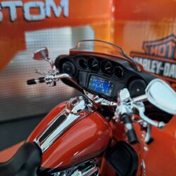 Harley-Davidson CVO Tri-Glide Ultra Schaal 1:12 - Afbeelding 4