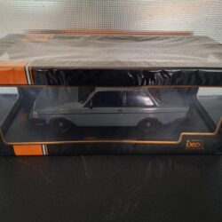 Volvo 240 Turbo Custom 1986 Schaal 1:18 - Afbeelding 6