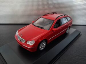 Mercedes Benz C Klasse T model S203 2001 Schaal 1:43