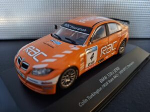 BMW 320 Si (E90) #4:BTCC Champion 2009 Schaal 1:43