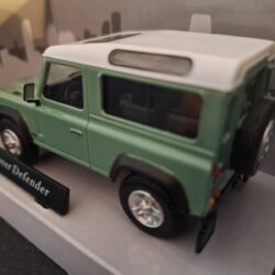 Landrover Defender 90 Schaal 1:43 - Afbeelding 3