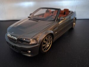 BMW E46 M3 Convertible 2004 Schaal 1:18