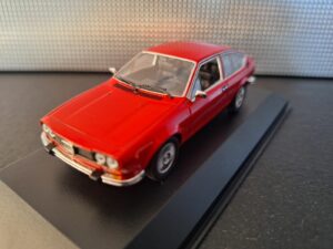 Alfa Romeo Alfetta GTV 1976 Schaal 1:43