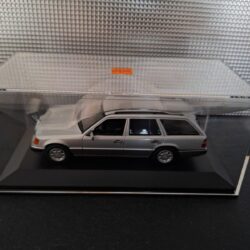 Mercedes Benz 300 TE S124 1990 Schaal 1:43 - Afbeelding 4