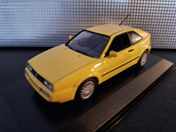 Volkswagen Corrado G60 1990 Schaal 1:43
