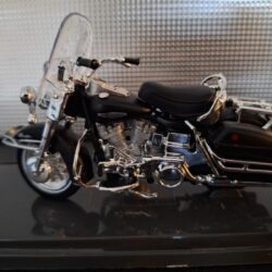 Harley-Davidson FLH Electra Glide 1966 Schaal 1:18 - Afbeelding 2