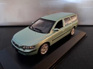 Volvo V70 Break 2000 Schaal 1:43