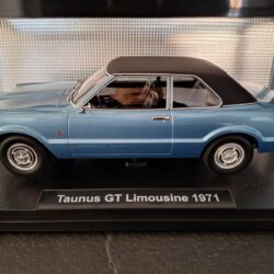 Ford Taunus GT Sedan 1971 Schaal 1:18 - Afbeelding 2