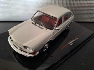 Volkswagen 411 LE 1970 Schaal 1:43