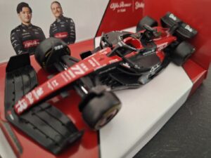 Formule 1 Alfa Romeo C43 #77 V. Bottas Schaal 1:43