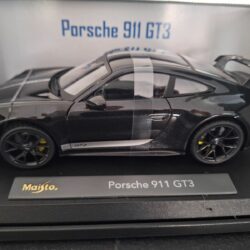 Porsche 911 GT3 2022 Schaal 1:18 - Afbeelding 2