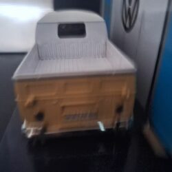 Volkswagen T1 Pick-up Bruin Schaal 1:24 - Afbeelding 5