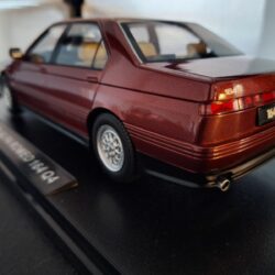 Alfa Romeo Q4 1994 Schaal 1:18 - Afbeelding 3