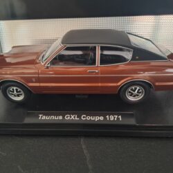 Ford Taunus GXL Coupe 1971 Schaal 1:18 - Afbeelding 2
