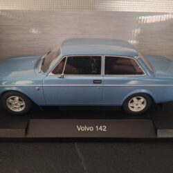 Volvo 142 1973 Schaal 1:18 - Afbeelding 2