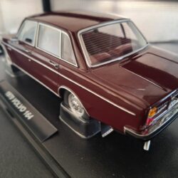 Volvo 164 1970 Schaal 1:18 - Afbeelding 3