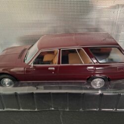 Peugeot 504 Break 1976 Schaal 1:18 - Afbeelding 3