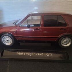Volkswagen Golf II GTi Schaal 1:18 - Afbeelding 2