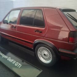 Volkswagen Golf II GTi Schaal 1:18 - Afbeelding 3
