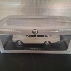Volvo 164 1970 Wit Schaal 1:18 - Afbeelding 6