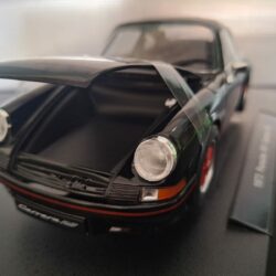 Porsche 911 Carrera RS 1973 Schaal 1:18 - Afbeelding 4