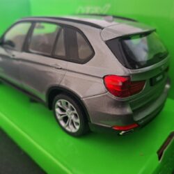 BMW X5 2015 Schaal 1:24 - Afbeelding 3