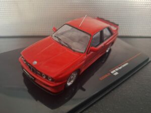 BMW M3 E30 Schaal 1:43