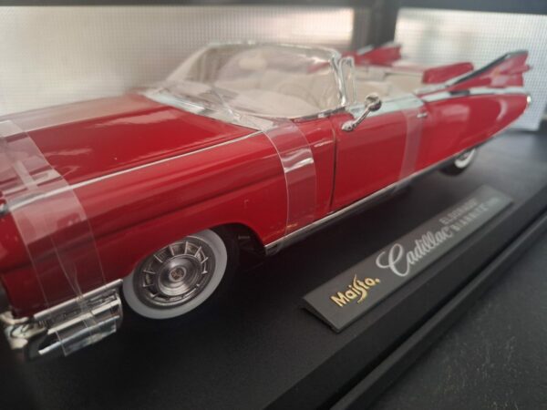 Cadillac Eldorado Biarritz Cabrio 1959 Schaal 1:18