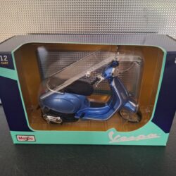 Vespa 946 Schaal 1:12 - Afbeelding 4