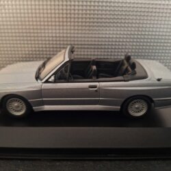 BMW M3 E30 1988 Schaal 1:43 - Afbeelding 2
