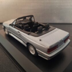 BMW M3 E30 1988 Schaal 1:43 - Afbeelding 3