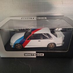 BMW M3 E30 1989 Schaal 1:24 - Afbeelding 4