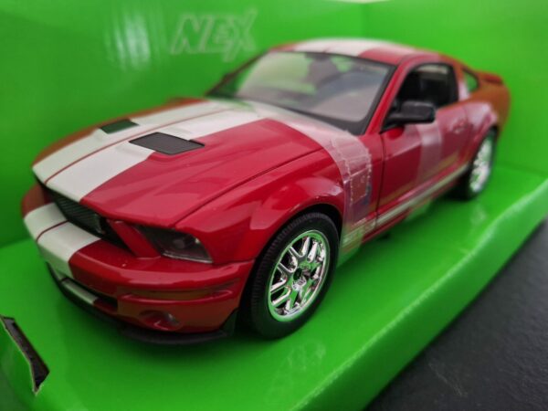 Ford Mustang Shelby Cobra GT 500 Schaal 1:24