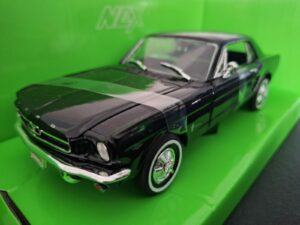 Ford Mustang Coupe 1964 Schaal 1:24