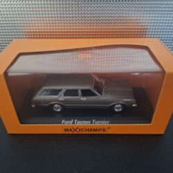 Ford Taunus Turnier 1970 Schaal 1:43 - Afbeelding 6