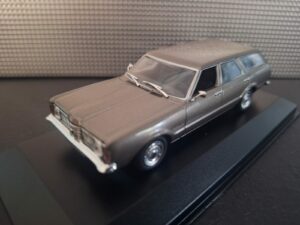 Ford Taunus Turnier 1970 Schaal 1:43