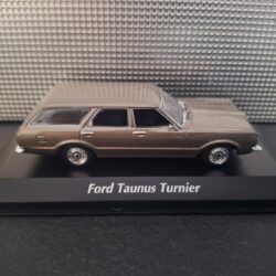 Ford Taunus Turnier 1970 Schaal 1:43 - Afbeelding 4