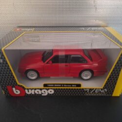 BMW M3 E30 1988 Rood Schaal 1:24 - Afbeelding 4