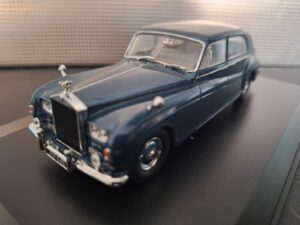Rolls Royce Phantom V James Young Schaal 1:43