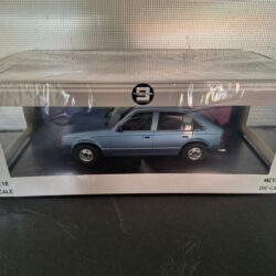 Opel Kadett D 5 drs 1984 Schaal 1:18 - Afbeelding 4