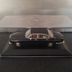 Jaguar XJ 6 Series 2 Schaal 1:43 - Afbeelding 5