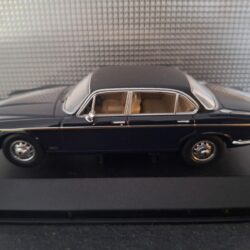 Jaguar XJ 6 Series 2 Schaal 1:43 - Afbeelding 2