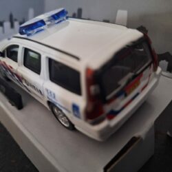 Volvo V70 Politie KPLD 2000 Schaal 1:43 - Afbeelding 3